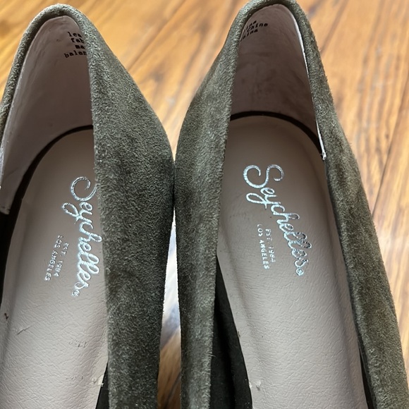 Anthropologie Seychelles Clear Cut Olive Green Suede Leopard Suede Heels - Picture 4 of 10